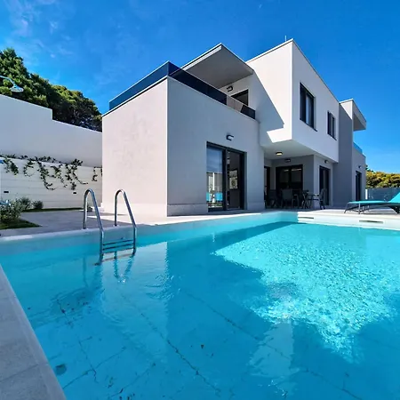 Aloa Ii By Interhome Villa *