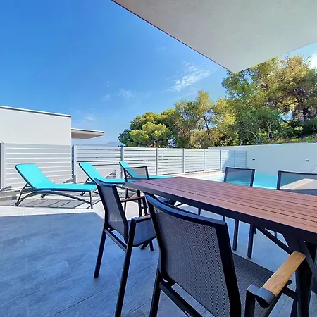 Aloa Ii By Interhome *