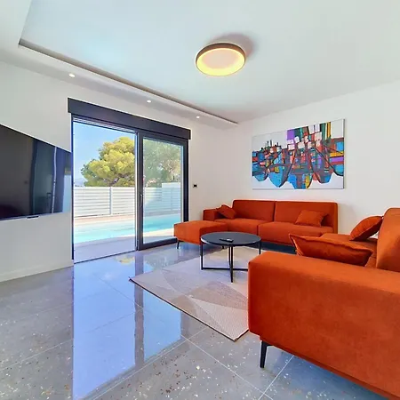 Aloa Ii By Interhome